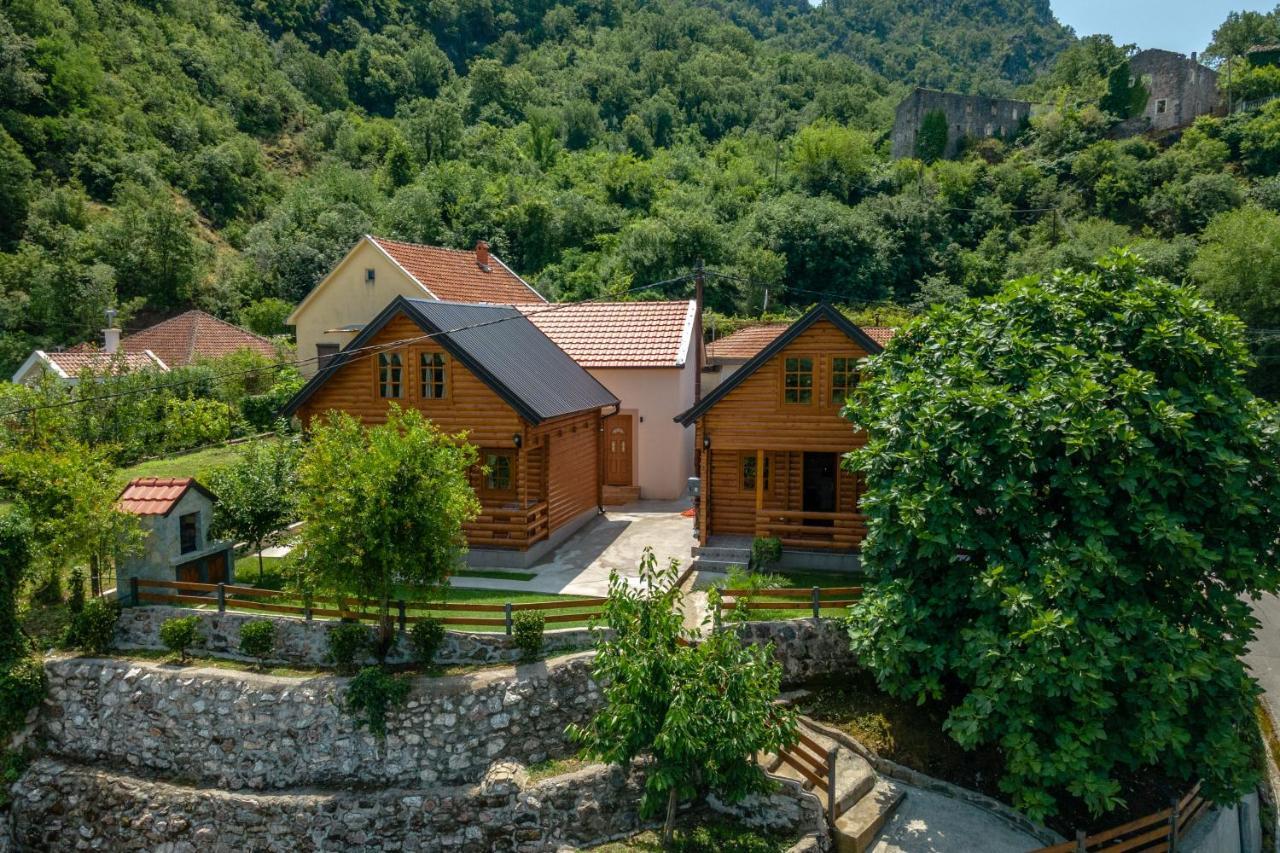 Green Hill Вирпазар Екстериор снимка