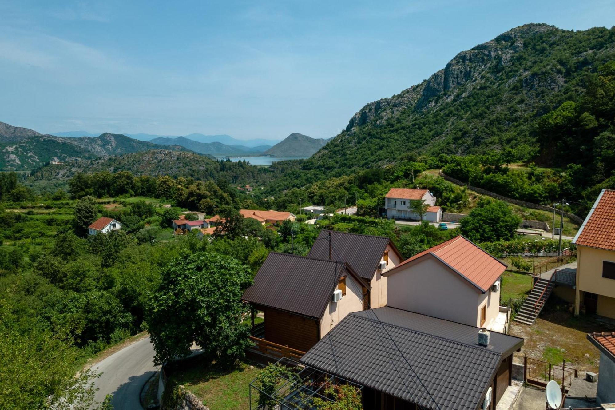 Green Hill Вирпазар Екстериор снимка